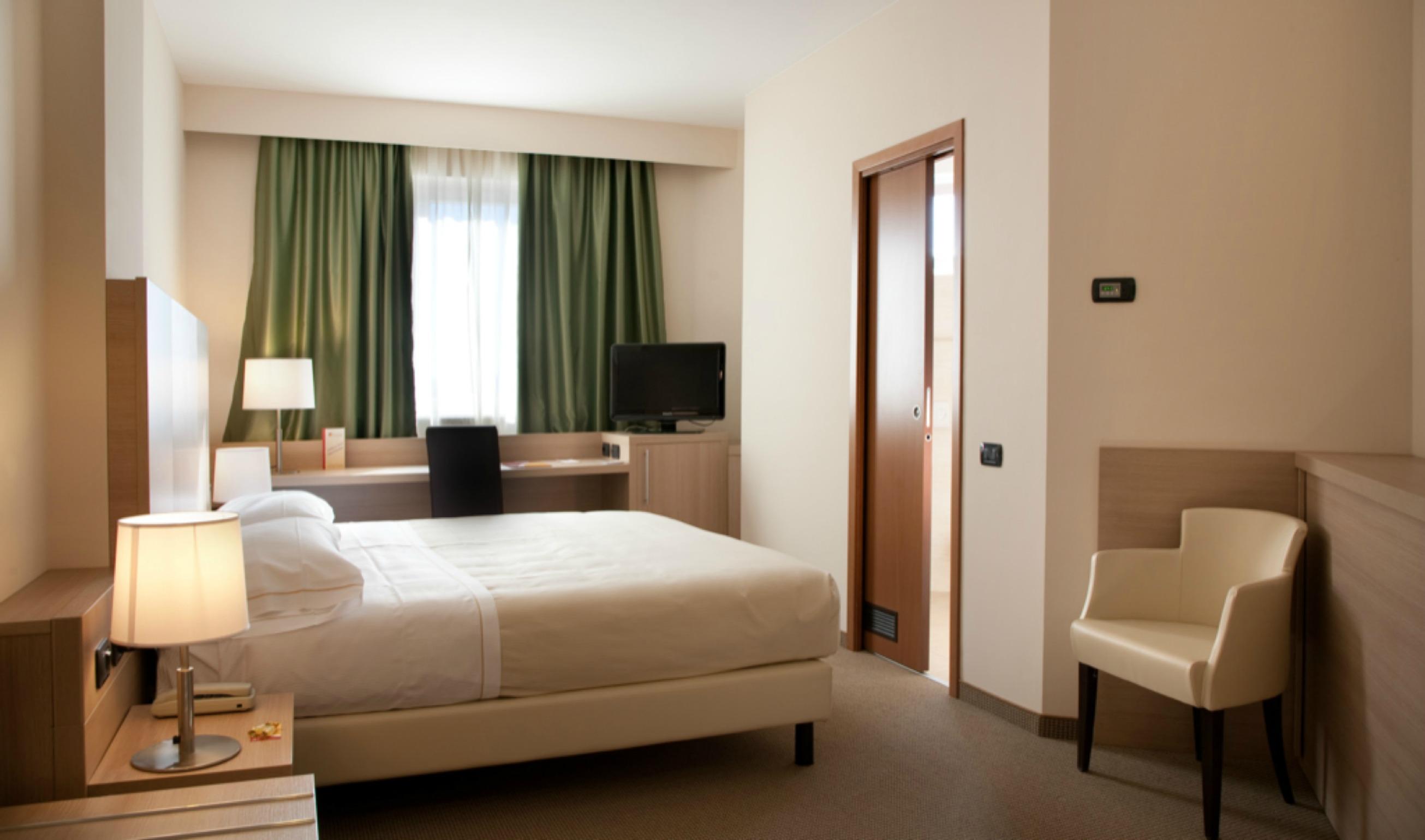 Torino Hotel San Luigi - Ristorante Trait D'Union 贝纳斯科 外观 照片