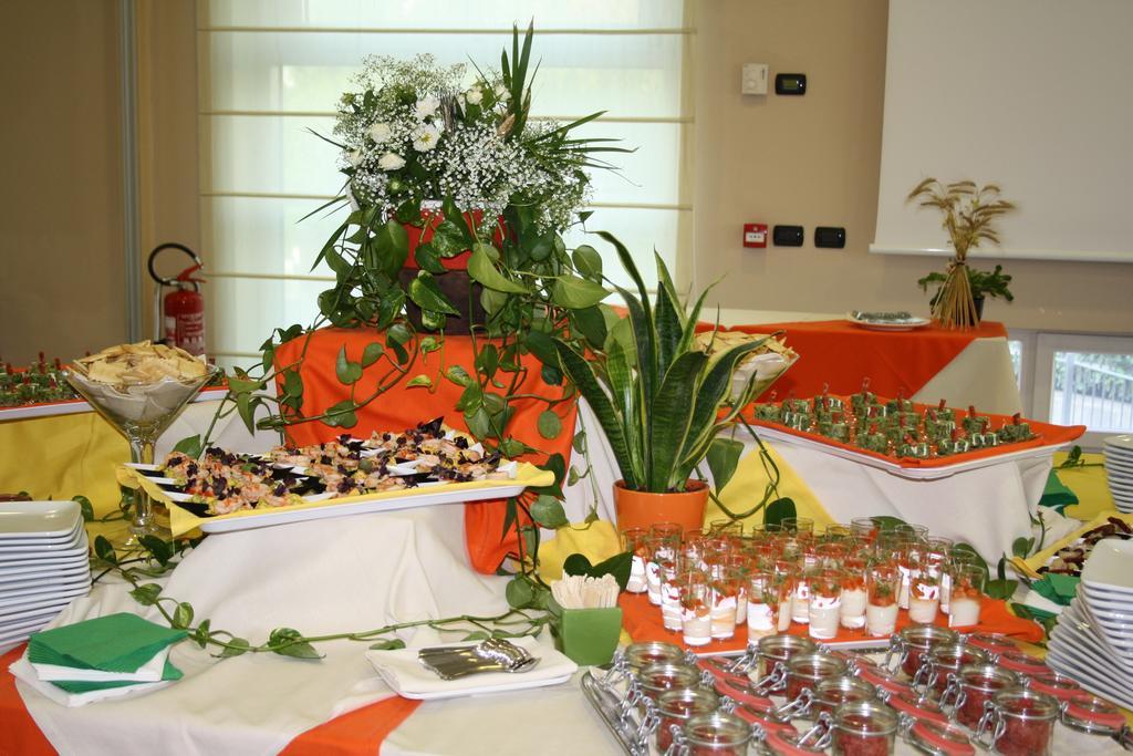 Torino Hotel San Luigi - Ristorante Trait D'Union 贝纳斯科 外观 照片