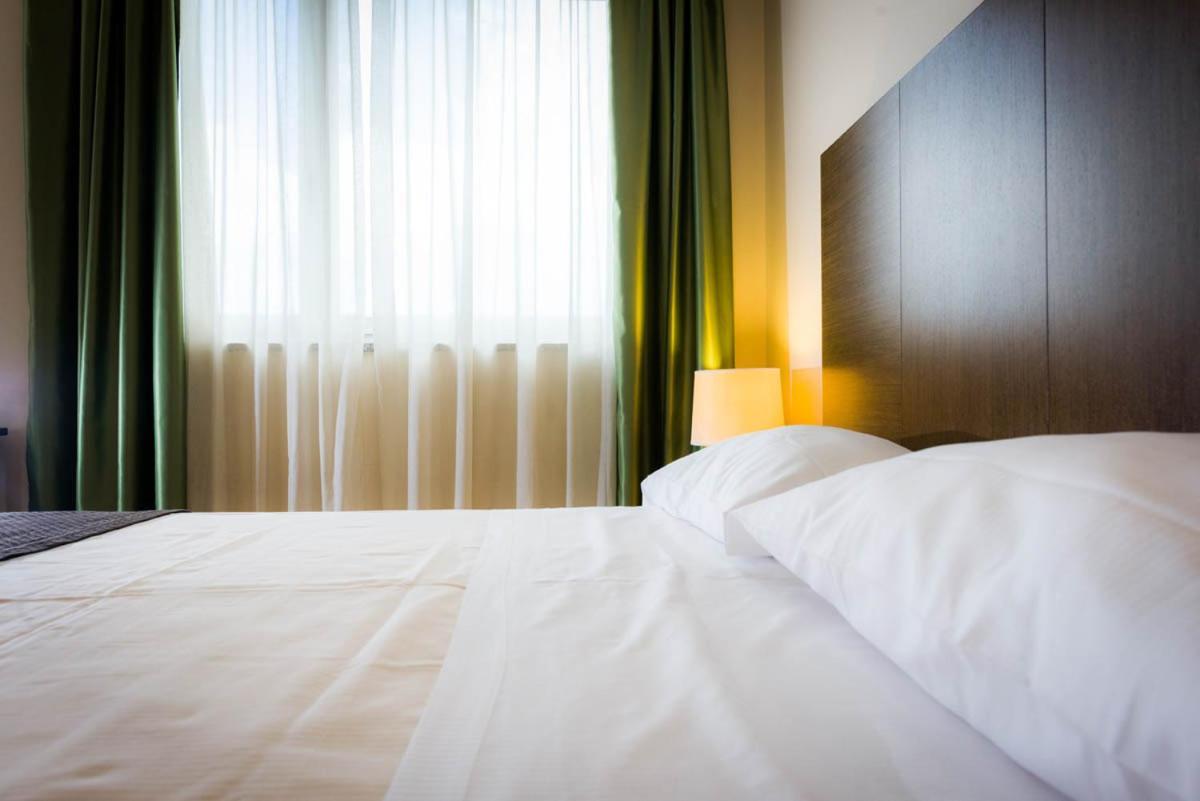 Torino Hotel San Luigi - Ristorante Trait D'Union 贝纳斯科 外观 照片